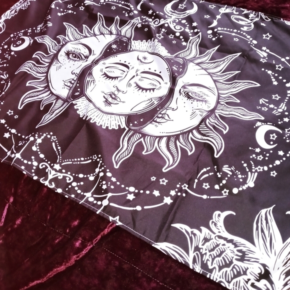 Tapestry wall hanging moon and sun tapestry 37x 28" - Picture 3 of 6